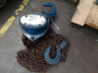 2-Ton Lifting Chain Block, Faulty Hooks