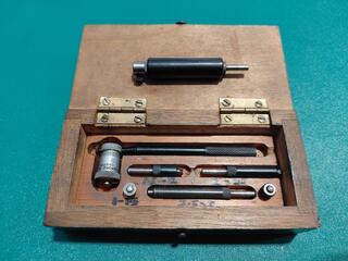 Moore & Wright 441 Internal Micrometer Set 1–5 inch