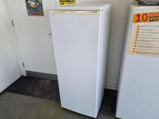 Westinghouse 243L Refrigerator Fridge