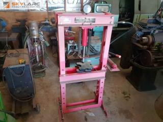 15 Ton Hydraulic Workshop Press