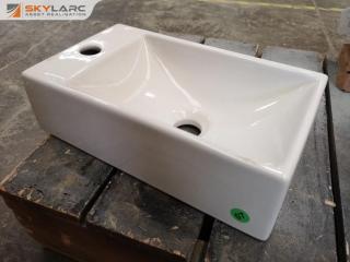 Small Ceramic Bathroom Sink Hand Basin